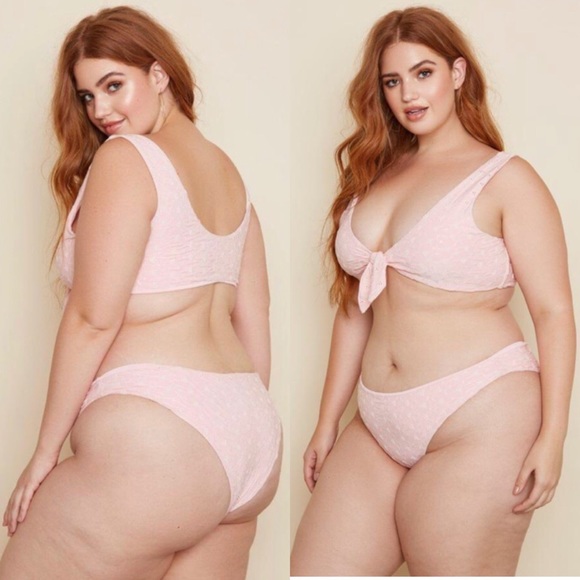 *LAST 1* Daisy Duke Plus Size Bikini Top - Picture 2 of 4